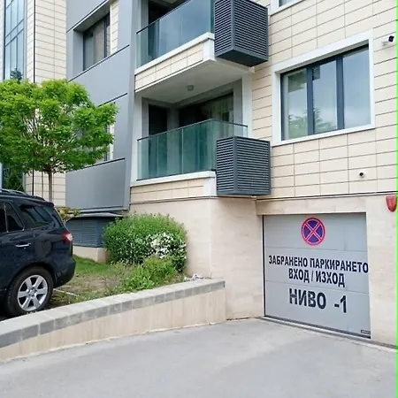 Panorama With Private Garage Апартаменти